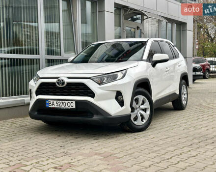 Білий Тойота РАВ 4, об'ємом двигуна 1.99 л та пробігом 58 тис. км за 26500 $, фото 1 на Automoto.ua