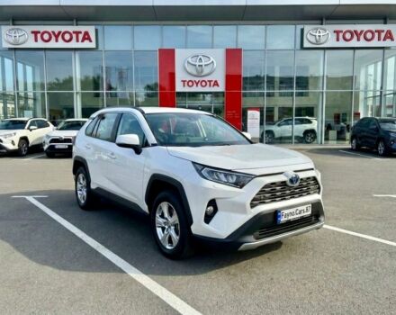 Белый Тойота РАВ 4, объемом двигателя 2 л и пробегом 138 тыс. км за 22000 $, фото 1 на Automoto.ua