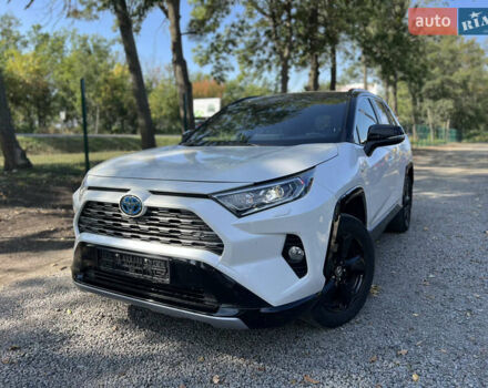 Білий Тойота РАВ 4, об'ємом двигуна 2.49 л та пробігом 109 тис. км за 32900 $, фото 1 на Automoto.ua