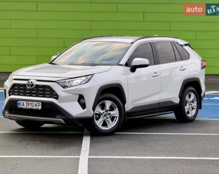 Белый Тойота РАВ 4, объемом двигателя 1.99 л и пробегом 93 тыс. км за 25900 $, фото 1 на Automoto.ua
