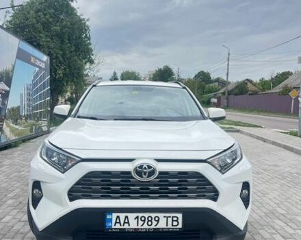 Білий Тойота РАВ 4, об'ємом двигуна 2.49 л та пробігом 101 тис. км за 25499 $, фото 1 на Automoto.ua