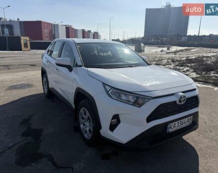 Белый Тойота РАВ 4, объемом двигателя 1.99 л и пробегом 83 тыс. км за 28000 $, фото 1 на Automoto.ua