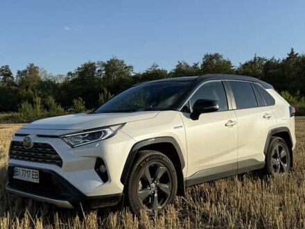 Белый Тойота РАВ 4, объемом двигателя 2.49 л и пробегом 88 тыс. км за 35000 $, фото 1 на Automoto.ua