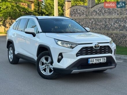 Белый Тойота РАВ 4, объемом двигателя 1.99 л и пробегом 101 тыс. км за 25500 $, фото 1 на Automoto.ua