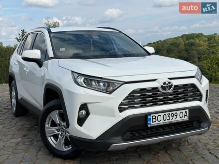 Белый Тойота РАВ 4, объемом двигателя 1.99 л и пробегом 79 тыс. км за 25900 $, фото 1 на Automoto.ua