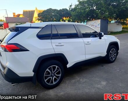 Белый Тойота РАВ 4, объемом двигателя 2 л и пробегом 75 тыс. км за 23350 $, фото 1 на Automoto.ua