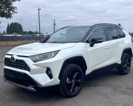 Білий Тойота РАВ 4, об'ємом двигуна 0 л та пробігом 47 тис. км за 9900 $, фото 1 на Automoto.ua