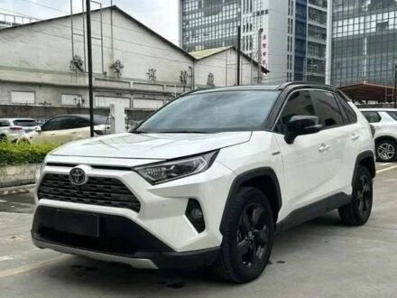 Білий Тойота РАВ 4, об'ємом двигуна 2.5 л та пробігом 98 тис. км за 16800 $, фото 1 на Automoto.ua