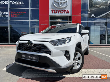 Білий Тойота РАВ 4, об'ємом двигуна 2 л та пробігом 85 тис. км за 1120000 $, фото 1 на Automoto.ua