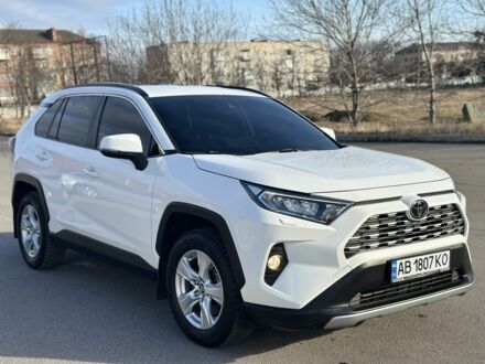 Білий Тойота РАВ 4, об'ємом двигуна 2 л та пробігом 96 тис. км за 28000 $, фото 1 на Automoto.ua