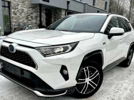 Белый Тойота РАВ 4, объемом двигателя 2.5 л и пробегом 101 тыс. км за 15000 $, фото 1 на Automoto.ua