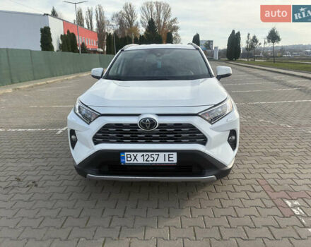 Белый Тойота РАВ 4, объемом двигателя 1.99 л и пробегом 167 тыс. км за 27500 $, фото 1 на Automoto.ua