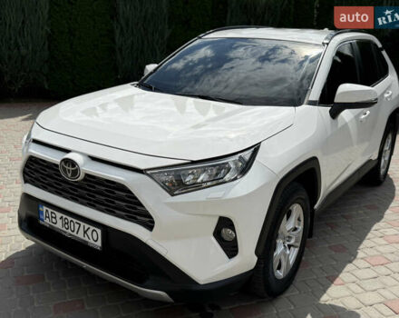 Белый Тойота РАВ 4, объемом двигателя 1.99 л и пробегом 158 тыс. км за 26300 $, фото 1 на Automoto.ua