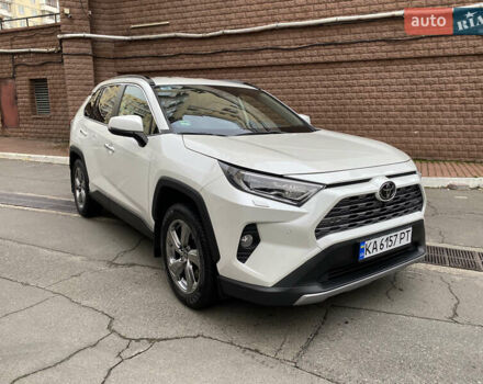 Белый Тойота РАВ 4, объемом двигателя 1.99 л и пробегом 108 тыс. км за 29899 $, фото 1 на Automoto.ua
