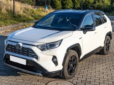 Тойота РАВ 4 2020 в Киеве на Automoto.ua Белый Тойота РАВ 4, объемом двигателя 2.5 л и пробегом 69 тыс. км за 16500 $, фото 1 на Automoto.ua