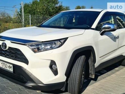 Тойота РАВ 4 2020 у Івано-Франківську на Automoto.ua Білий Тойота РАВ 4, об'ємом двигуна 1.99 л та пробігом 46 тис. км за 25500 $, фото 1 на Automoto.ua