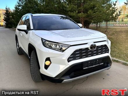 Білий Тойота РАВ 4, об'ємом двигуна 2 л та пробігом 155 тис. км за 25550 $, фото 1 на Automoto.ua