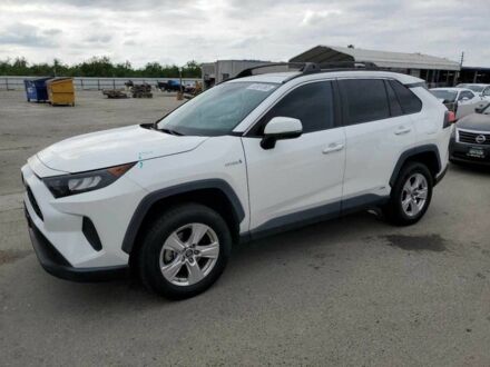 Тойота РАВ 4 2020 у Львові на Automoto.ua Білий Тойота РАВ 4, об'ємом двигуна 2.5 л та пробігом 99 тис. км за 9000 $, фото 1 на Automoto.ua