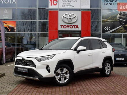 Белый Тойота РАВ 4, объемом двигателя 1.99 л и пробегом 112 тыс. км за 26800 $, фото 1 на Automoto.ua