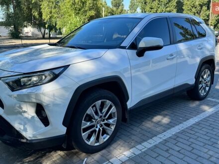 Белый Тойота РАВ 4, объемом двигателя 1.99 л и пробегом 103 тыс. км за 27000 $, фото 1 на Automoto.ua
