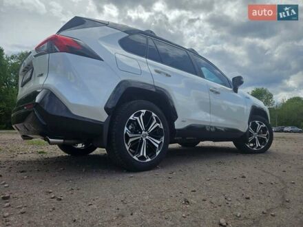Тойота РАВ 4 2021 в Нежине на Automoto.ua Белый Тойота РАВ 4, объемом двигателя 2.49 л и пробегом 94 тыс. км за 44500 $, фото 1 на Automoto.ua