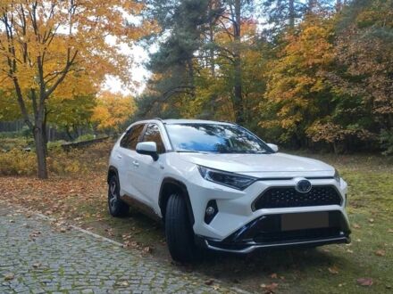 Білий Тойота РАВ 4, об'ємом двигуна 2.5 л та пробігом 102 тис. км за 17500 $, фото 1 на Automoto.ua