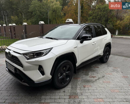 Белый Тойота РАВ 4, объемом двигателя 2.49 л и пробегом 50 тыс. км за 31800 $, фото 1 на Automoto.ua