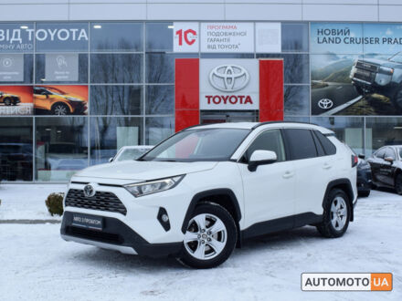 Білий Тойота РАВ 4, об'ємом двигуна 2 л та пробігом 146 тис. км за 26600 $, фото 1 на Automoto.ua