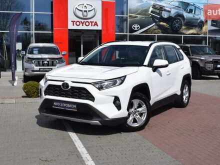 Тойота РАВ 4 2021 в Житомире на Automoto.ua Белый Тойота РАВ 4, объемом двигателя 1.99 л и пробегом 203 тыс. км за 22900 $, фото 1 на Automoto.ua