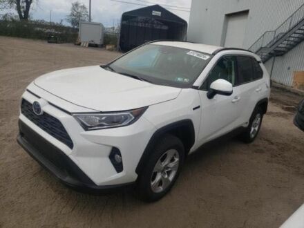 Тойота РАВ 4 2021 у Києві на Automoto.ua Білий Тойота РАВ 4, об'ємом двигуна 2.5 л та пробігом 61 тис. км за 6500 $, фото 1 на Automoto.ua