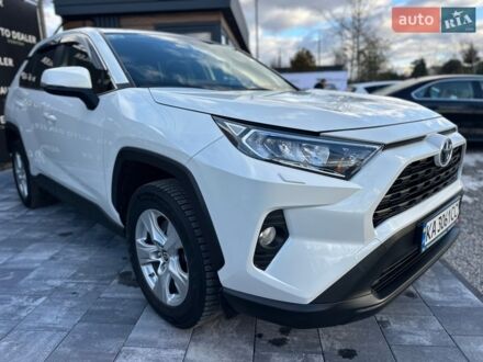Белый Тойота РАВ 4, объемом двигателя 2 л и пробегом 97 тыс. км за 26900 $, фото 1 на Automoto.ua