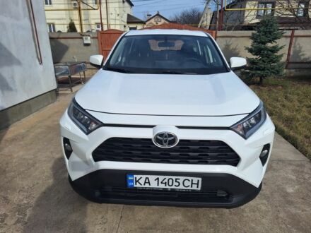 Белый Тойота РАВ 4, объемом двигателя 2 л и пробегом 217 тыс. км за 20499 $, фото 1 на Automoto.ua