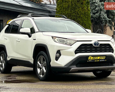 Белый Тойота РАВ 4, объемом двигателя 2.49 л и пробегом 99 тыс. км за 34800 $, фото 1 на Automoto.ua