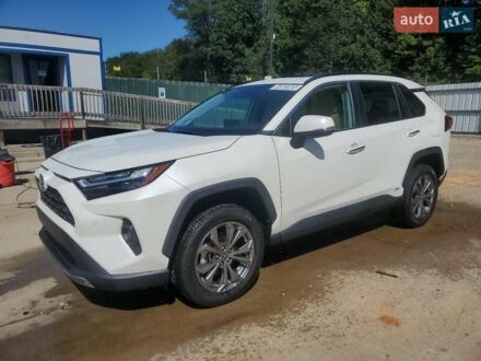 Тойота РАВ 4 2022 в Житомире на Automoto.ua Белый Тойота РАВ 4, объемом двигателя 2.49 л и пробегом 107 тыс. км за 14700 $, фото 1 на Automoto.ua