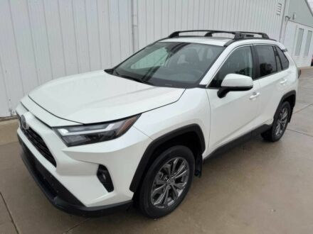 Тойота РАВ 4 2022 в Ивано-Франковске на Automoto.ua Белый Тойота РАВ 4, объемом двигателя 2.5 л и пробегом 23 тыс. км за 19000 $, фото 1 на Automoto.ua