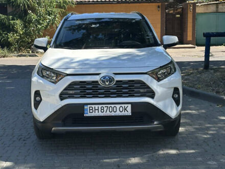 Белый Тойота РАВ 4, объемом двигателя 2.49 л и пробегом 56 тыс. км за 38500 $, фото 1 на Automoto.ua