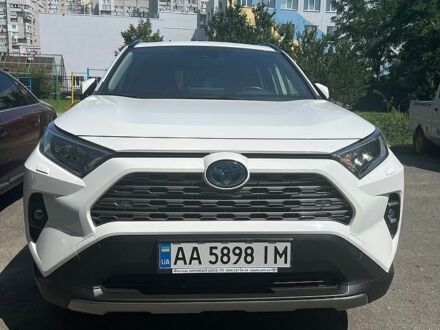 Білий Тойота РАВ 4, об'ємом двигуна 2.49 л та пробігом 61 тис. км за 35000 $, фото 1 на Automoto.ua