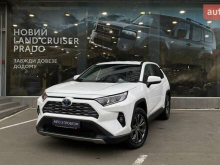 Белый Тойота РАВ 4, объемом двигателя 2.49 л и пробегом 64 тыс. км за 38261 $, фото 1 на Automoto.ua