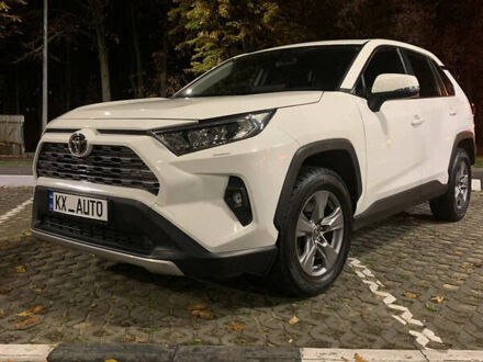 Білий Тойота РАВ 4, об'ємом двигуна 1.99 л та пробігом 30 тис. км за 35500 $, фото 1 на Automoto.ua