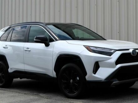 Белый Тойота РАВ 4, объемом двигателя 2.5 л и пробегом 19 тыс. км за 15600 $, фото 1 на Automoto.ua
