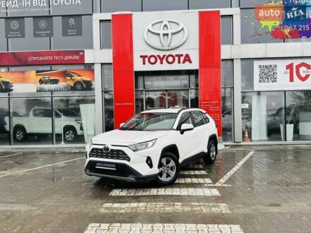 Білий Тойота РАВ 4, об'ємом двигуна 1.99 л та пробігом 116 тис. км за 29990 $, фото 1 на Automoto.ua