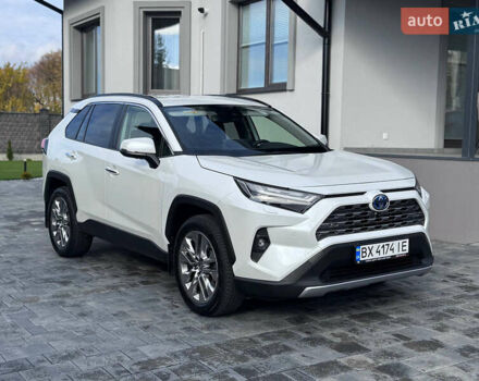 Белый Тойота РАВ 4, объемом двигателя 2.49 л и пробегом 27 тыс. км за 44800 $, фото 1 на Automoto.ua