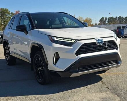 Белый Тойота РАВ 4, объемом двигателя 0 л и пробегом 11 тыс. км за 18000 $, фото 1 на Automoto.ua