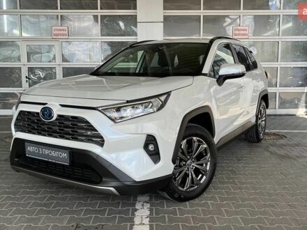 Белый Тойота РАВ 4, объемом двигателя 2.49 л и пробегом 13 тыс. км за 42900 $, фото 1 на Automoto.ua