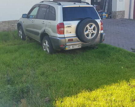 Бежевый Тойота РАВ 4, объемом двигателя 2 л и пробегом 300 тыс. км за 1500 $, фото 2 на Automoto.ua