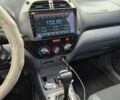 Бежевый Тойота РАВ 4, объемом двигателя 2 л и пробегом 386 тыс. км за 6000 $, фото 7 на Automoto.ua