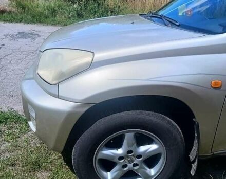 Бежевый Тойота РАВ 4, объемом двигателя 2 л и пробегом 200 тыс. км за 7800 $, фото 6 на Automoto.ua