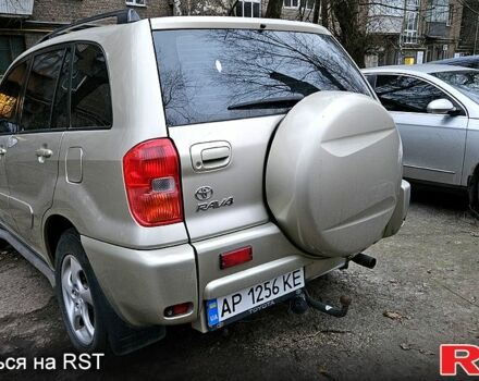 Бежевый Тойота РАВ 4, объемом двигателя 2 л и пробегом 245 тыс. км за 8000 $, фото 2 на Automoto.ua