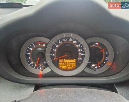 Бежевий Тойота РАВ 4, об'ємом двигуна 2 л та пробігом 193 тис. км за 9999 $, фото 19 на Automoto.ua