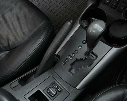 Бежевий Тойота РАВ 4, об'ємом двигуна 2 л та пробігом 230 тис. км за 10300 $, фото 7 на Automoto.ua